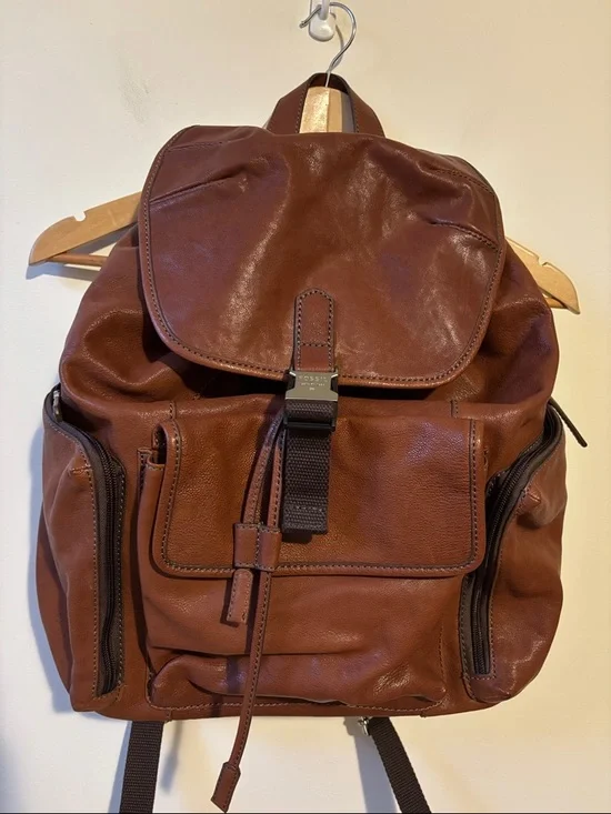 Fossil “Ridge” Leather Backpack - Picture 5 of 11